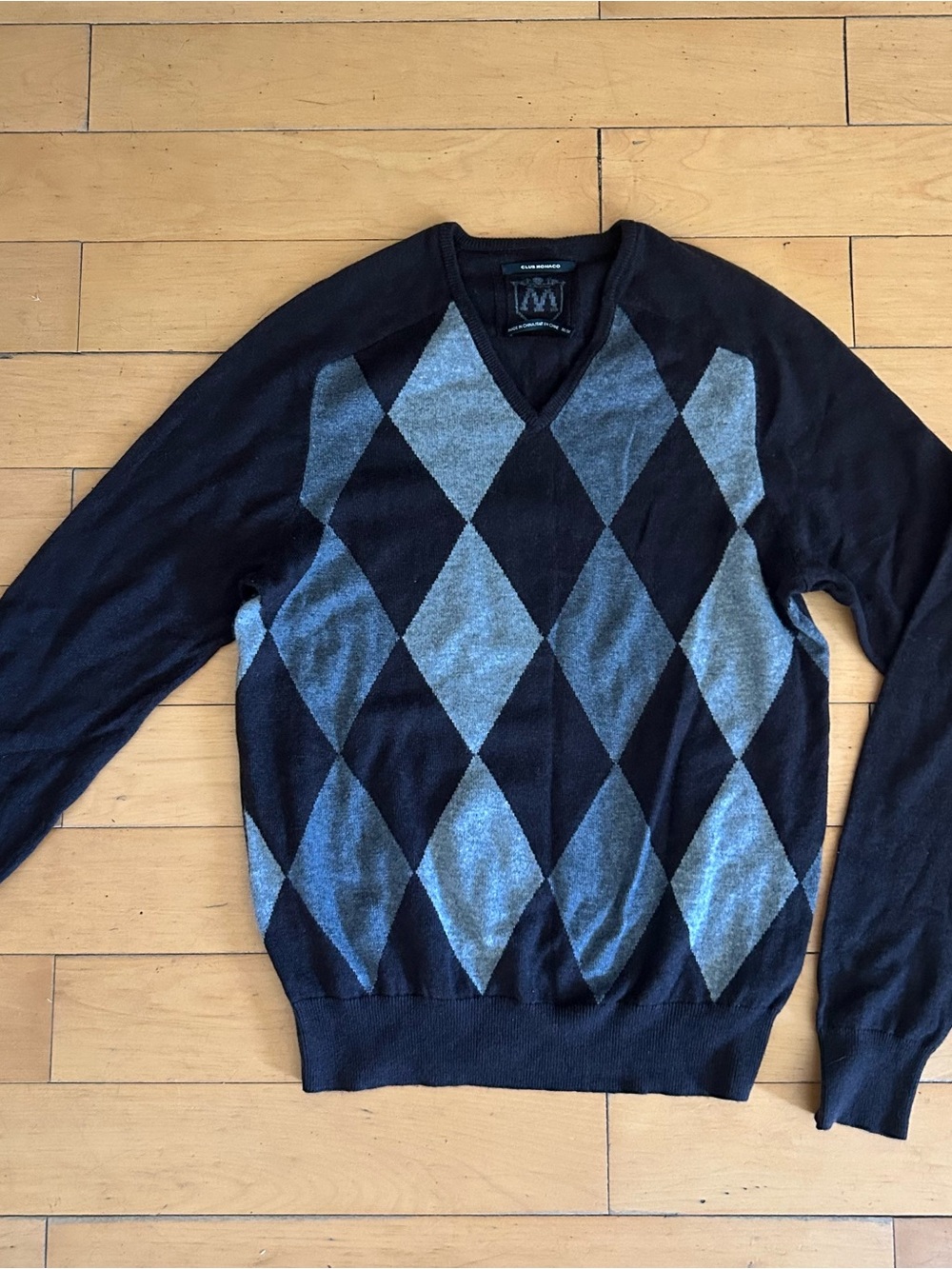 Club Monaco Black and Gray Argyle V-Neck Sweater